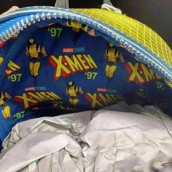 Loungefly Wolverine Cosplay Mini Backpack & Wallet Metallic Blue Yellow Marvel - Picture 4 of 7